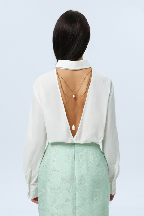 Shirt with decorative detail, milk