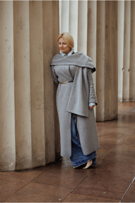 Coat with scarf, gray