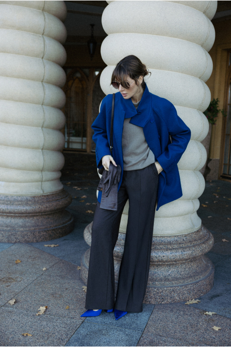 Short coat with a high collar, navy