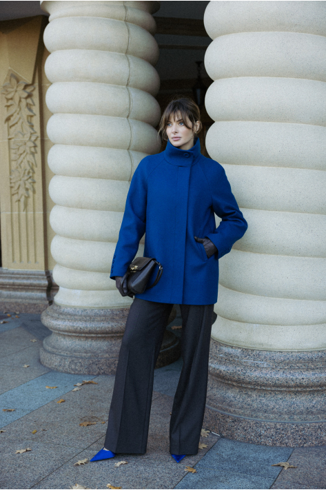 Short coat with a high collar, navy