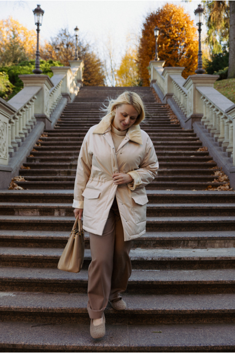 Куртка з кишенями, молочний