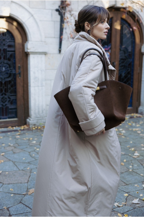 Пуховик з коміром-стійкою, бежевий Пуховик з коміром-стійкою, бежевий