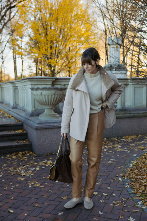 Short down jacket with a stand-up collar, beige