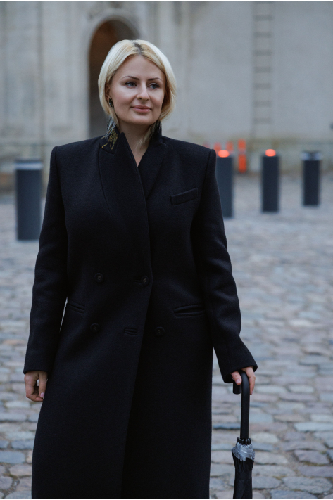 Classic coat, black