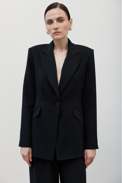 Приталенный жакет, черный