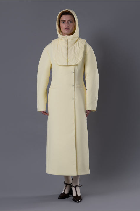 Fitted puffer coat, creamy