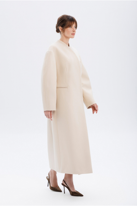 Cocoon wool coat, milk