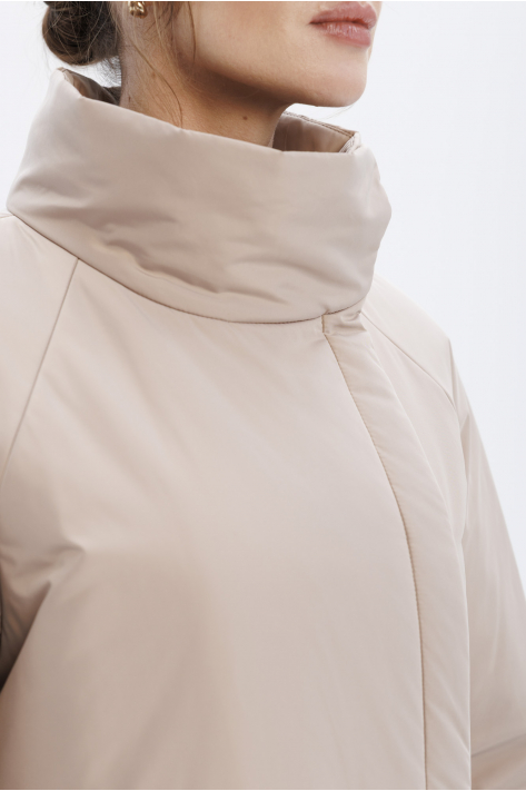 Пуховик з коміром-стійкою, бежевий Пуховик з коміром-стійкою, бежевий