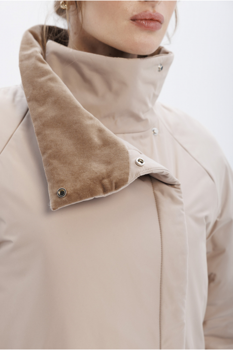 Short down jacket with a stand-up collar, beige