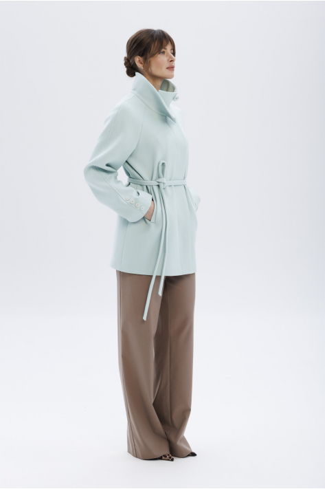 Short coat with a high collar, mint