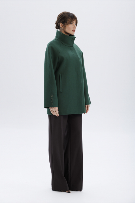 Short coat with a high collar, green Short coat with a high collar, green