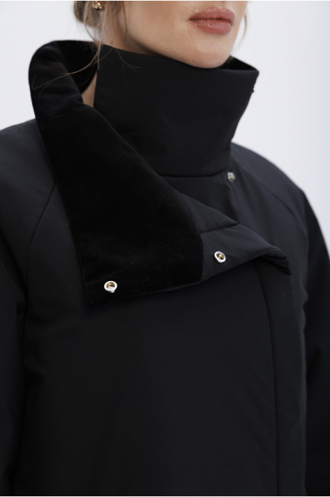 Short down jacket with a stand-up collar, black