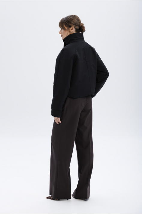 Short down jacket with a stand-up collar, black